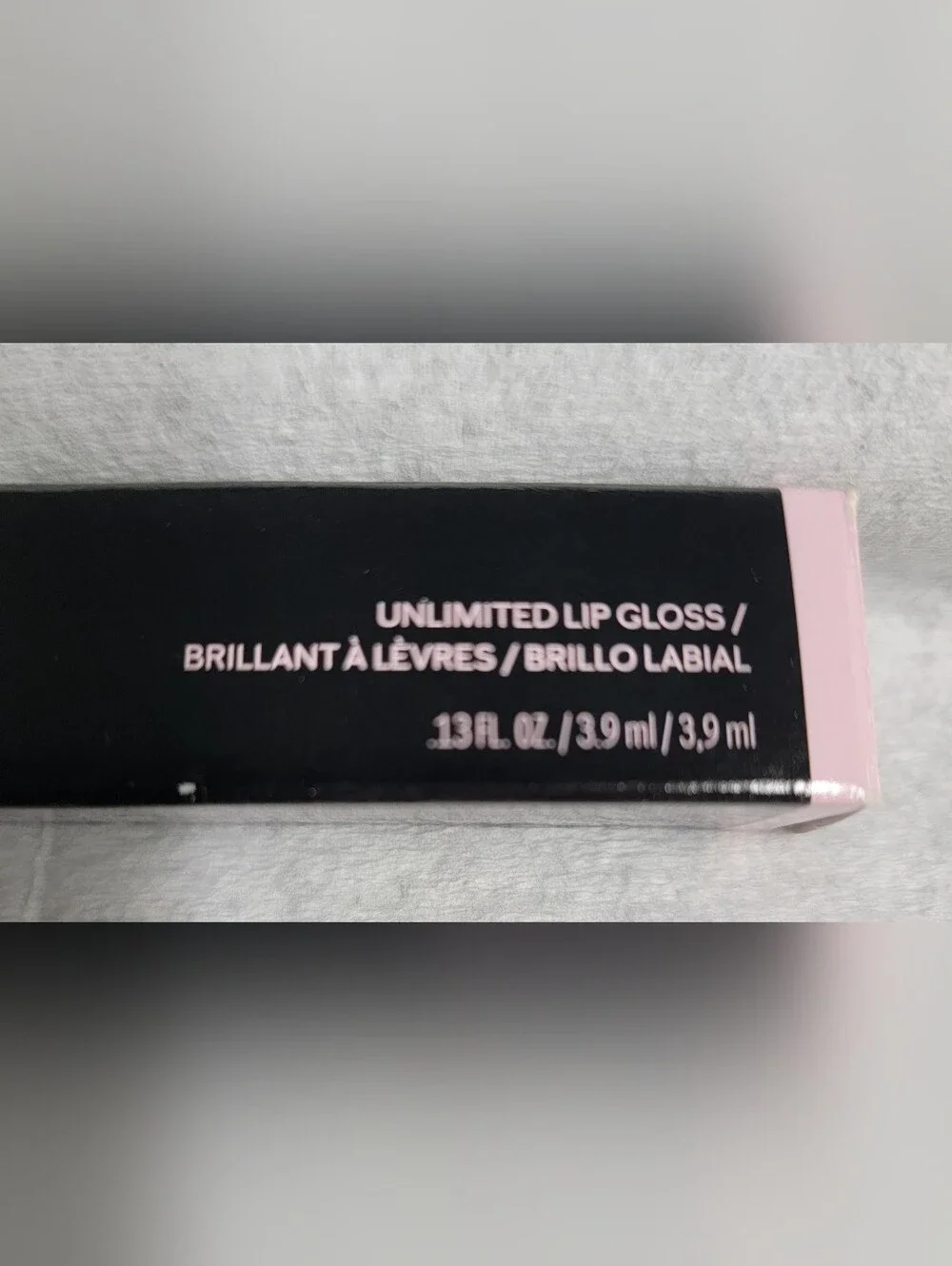 NIB-Mary Kay Unlimited Lip Gloss in the shade Tawny Nude